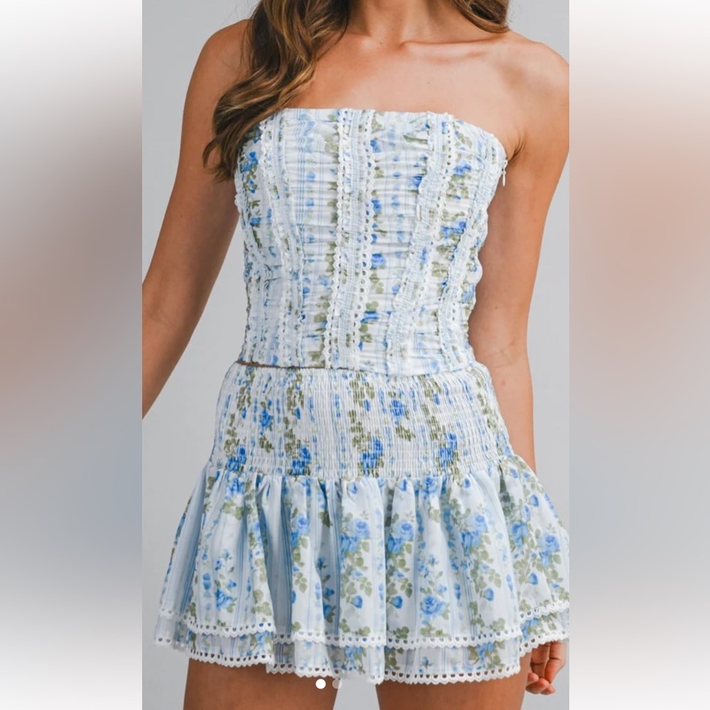 Mable Coquette Blue Floral Set Of Blouses And Skirt Size Small